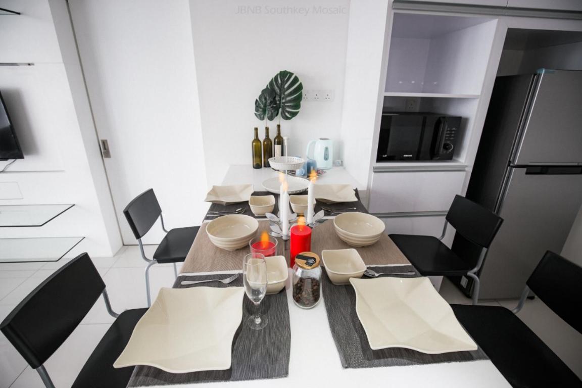 Homybed Southkey Mosaic Homestay Джохор-Бару Экстерьер фото