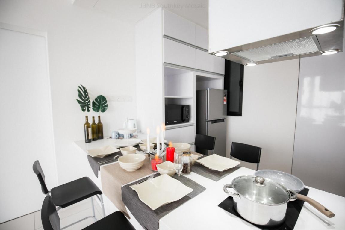 Homybed Southkey Mosaic Homestay Джохор-Бару Экстерьер фото