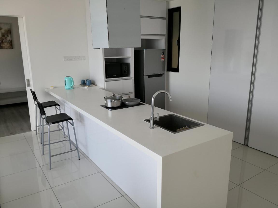 Homybed Southkey Mosaic Homestay Джохор-Бару Экстерьер фото